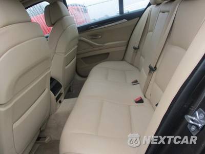 2012 BMW 5 Series 535i xDrive - zdjęcie 12 z 26 - miniatura