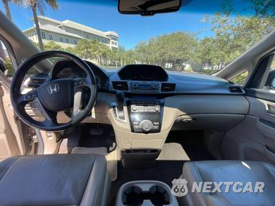 2012 Honda Odyssey EX-L 118.1" WB - zdjęcie 17 z 30 - miniatura