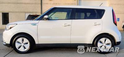2015 Kia Soul EV + - zdjęcie 7 z 49 - miniatura