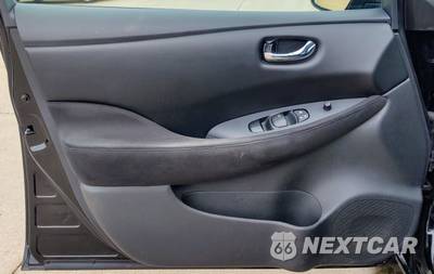 2016 Nissan LEAF S - zdjęcie 22 z 42 - miniatura