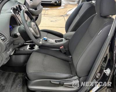 2016 Nissan LEAF S - zdjęcie 9 z 42 - miniatura