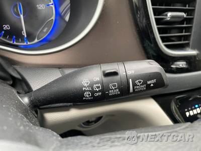 2021 Chrysler Voyager LX - zdjęcie 23 z 27 - miniatura