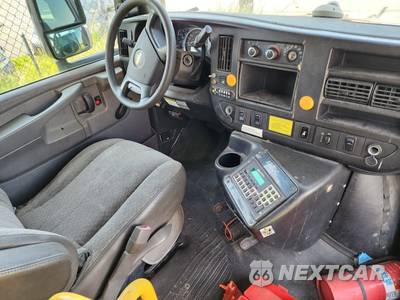 2013 Chevrolet Express 4500 Cutaway 2WT DRW - zdjęcie 3 z 5 - miniatura