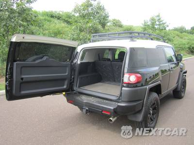 2014 Toyota FJ Cruiser w/Rear Doors - zdjęcie 42 z 64 - miniatura