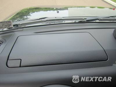 2014 Toyota FJ Cruiser w/Rear Doors - zdjęcie 47 z 64 - miniatura