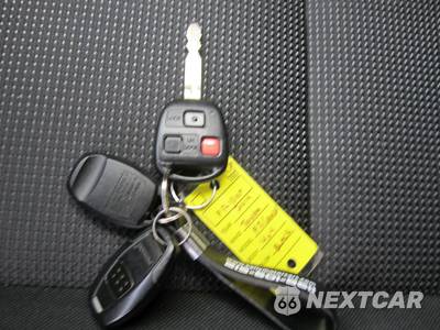 2014 Toyota FJ Cruiser w/Rear Doors - zdjęcie 51 z 64 - miniatura