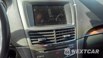 2014 Lincoln MKT w/Limo Pkg - zdjęcie 11 z 56 - miniatura