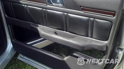 2014 Lincoln MKT w/Limo Pkg - zdjęcie 22 z 56 - miniatura
