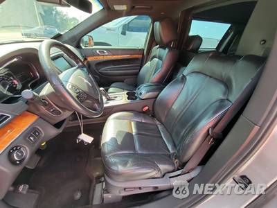 2014 Lincoln MKT w/Limo Pkg - zdjęcie 40 z 56 - miniatura