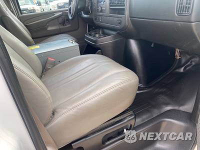 2014 Chevrolet Express 3500 Cargo Van 1WT 155.0" WB - zdjęcie 21 z 22 - miniatura