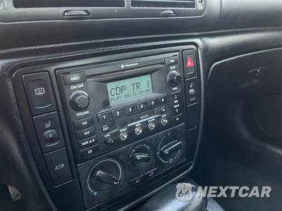 2003 Volkswagen Passat GLS - zdjęcie 20 z 47 - miniatura