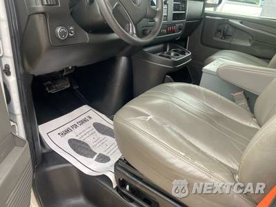 2015 Chevrolet Express 2500 Cargo Van 1WT 135.0" WB - zdjęcie 10 z 14 - miniatura