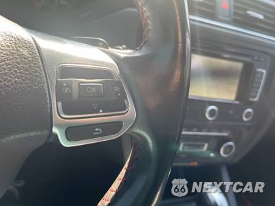 2012 Volkswagen Jetta GLI Autobahn w/Navigation - zdjęcie 15 z 21 - miniatura