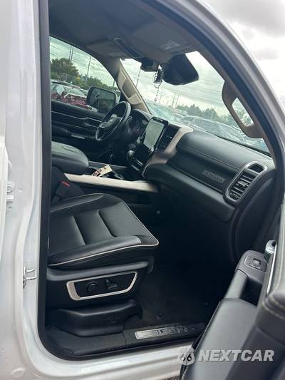 2021 Ram 1500 Laramie Crew Cab Short Bed - zdjęcie 8 z 14 - miniatura