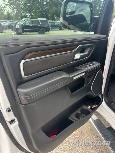 2021 Ram 1500 Laramie Crew Cab Short Bed - zdjęcie 11 z 14 - miniatura