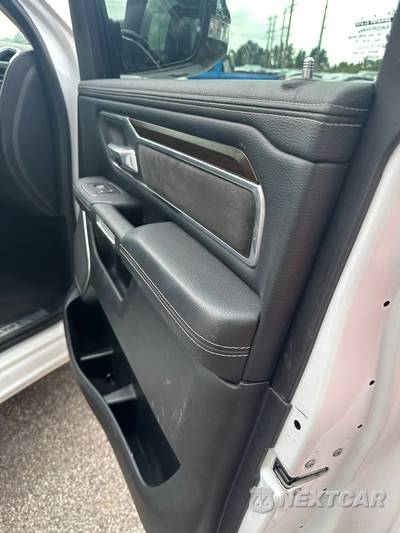 2021 Ram 1500 Laramie Crew Cab Short Bed - zdjęcie 12 z 14 - miniatura