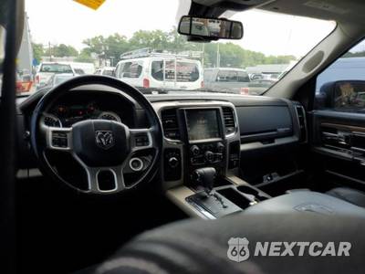 2013 Ram 1500 Laramie Crew Cab Extra Short Bed - zdjęcie 5 z 31 - miniatura