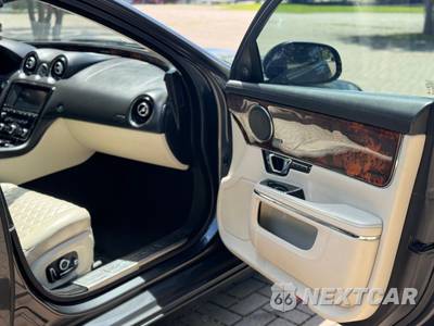 2016 Jaguar XJL Portfolio - zdjęcie 10 z 28 - miniatura