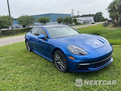 2017 Porsche Panamera 4 - zdjęcie 3 z 12 - miniatura