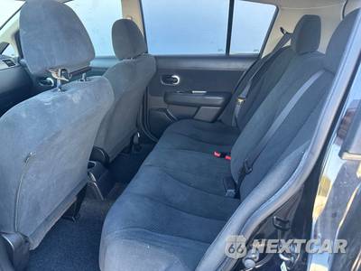 2007 Nissan Versa 1.8 SL Hatchback - zdjęcie 12 z 14 - miniatura