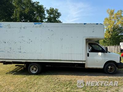 2008 Chevrolet Express 3500 Cutaway 1WT 12300 GVWR - zdjęcie 5 z 10 - miniatura