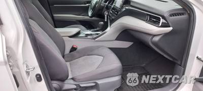 2021 Toyota Camry LE - zdjęcie 17 z 24 - miniatura