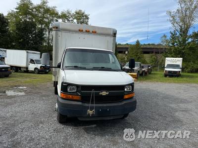 2010 Chevrolet Express 3500 Cutaway 1WT DRW