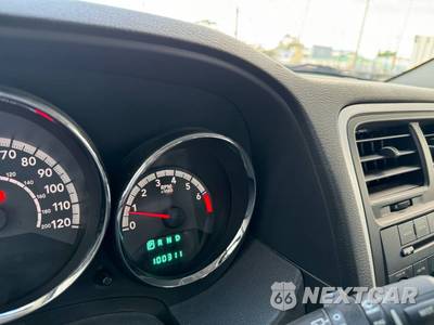 2010 Dodge Caliber SXT - zdjęcie 20 z 39 - miniatura