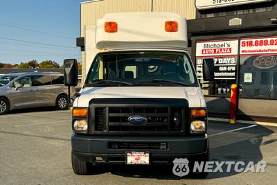 2011 Ford Super Duty E-350 Commercial Cargo Van 138.0" WB - zdjęcie 14 z 57 - miniatura