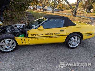 1987 Chevrolet Corvette Convertible - zdjęcie 51 z 81 - miniatura