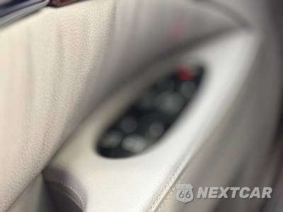 2005 Mercedes-Benz E 500 4MATIC Wagon - zdjęcie 38 z 47 - miniatura