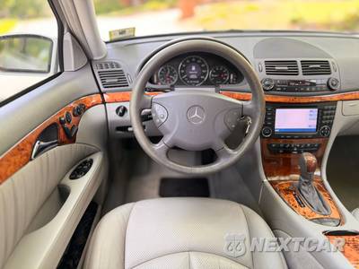 2005 Mercedes-Benz E 500 4MATIC Wagon - zdjęcie 8 z 47 - miniatura
