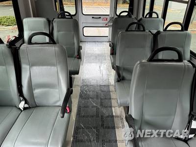 2016 Ford Super Duty E-350 Cutaway DRW - zdjęcie 22 z 45 - miniatura