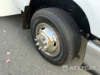 2013 Ford Super Duty E-450 Cutaway DRW - zdjęcie 45 z 52 - miniatura