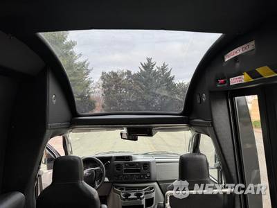 2021 Ford E-350 Cutaway - zdjęcie 16 z 43 - miniatura
