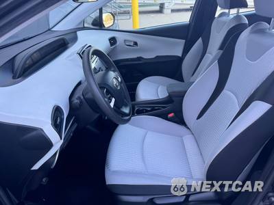2016 Toyota Prius Two - zdjęcie 7 z 20 - miniatura