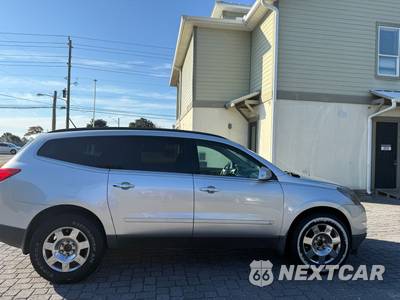 2010 Chevrolet Traverse LT 1LT - zdjęcie 6 z 19 - miniatura
