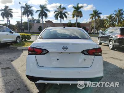 2023 Nissan Versa S - zdjęcie 8 z 50 - miniatura