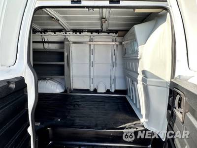2016 Chevrolet Express 2500 Cargo Van 1WT 135.0" WB - zdjęcie 16 z 21 - miniatura