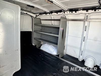 2016 Chevrolet Express 2500 Cargo Van 1WT 135.0" WB - zdjęcie 17 z 21 - miniatura