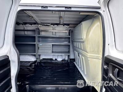 2016 Chevrolet Express 2500 Cargo Van 1WT 135.0" WB - zdjęcie 9 z 21 - miniatura