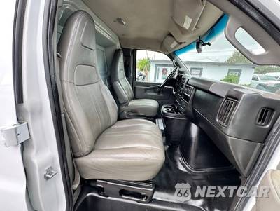 2016 Chevrolet Express 2500 Cargo Van 1WT 135.0" WB - zdjęcie 20 z 21 - miniatura