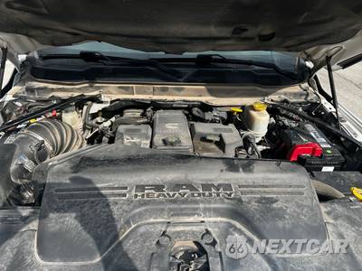2019 Ram 5500 Cab Chassis Tradesman Crew Cab DRW - zdjęcie 24 z 34 - miniatura