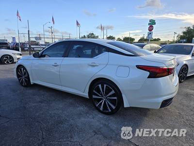 2020 Nissan Altima SR - zdjęcie 13 z 24 - miniatura