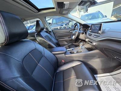 2020 Nissan Altima SR - zdjęcie 11 z 24 - miniatura