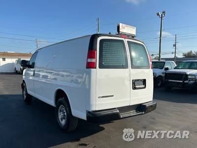 2017 Chevrolet Express 2500 Cargo Van 1WT 135.0" WB - zdjęcie 7 z 23 - miniatura