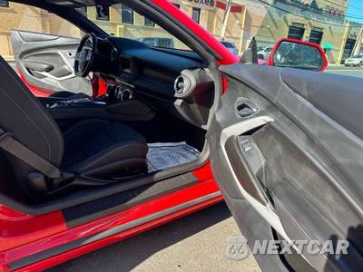 2022 Chevrolet Camaro 1LT Coupe - zdjęcie 14 z 18 - miniatura