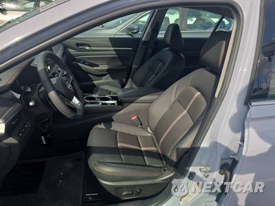 2025 Nissan Altima SR - zdjęcie 7 z 17 - miniatura