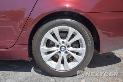 2009 BMW 5 Series Sedan 535i xDrive - zdjęcie 11 z 50 - miniatura