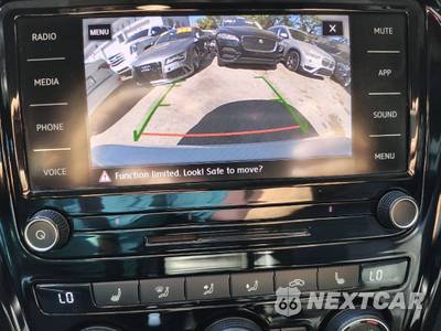 2020 Volkswagen Passat 2.0T SE - zdjęcie 40 z 50 - miniatura